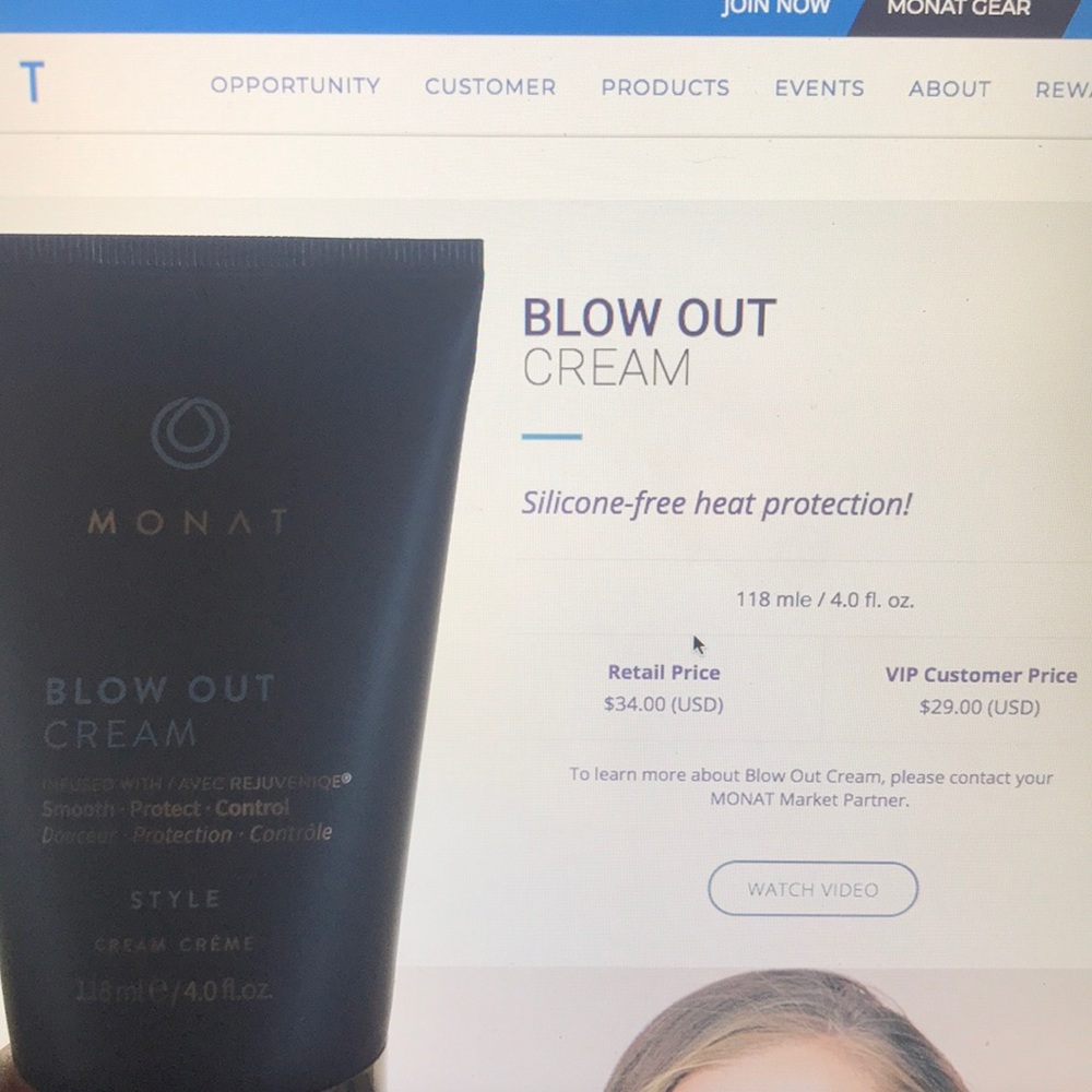 Monat Blow Out Cream